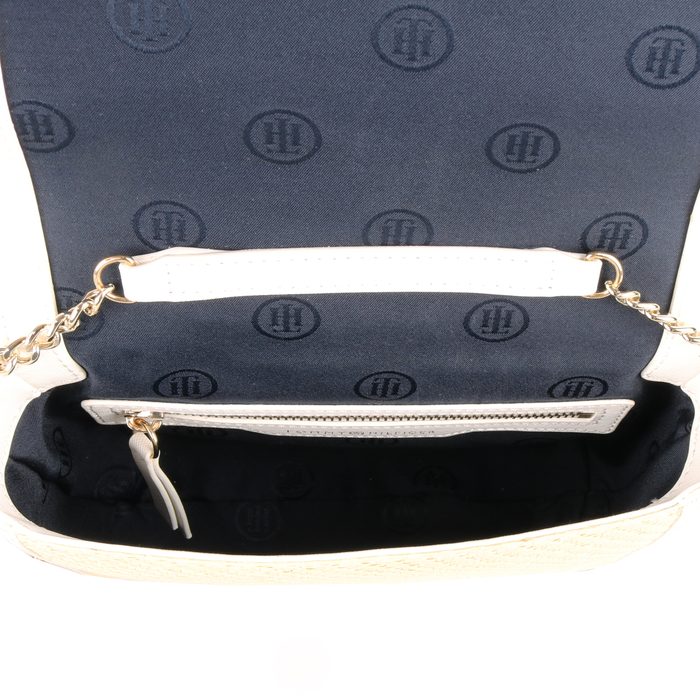 Uvnitř kabelky je k dispozici jedna zipová kapsa. TOMMY HILFIGER, UVNITŘ KABELKY JE K DISPOZICI JEDNA ZIPOVÁ KAPSA. - CROSSBODY KABELKY - KABELKY