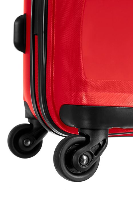 Štyri odolné a tiché kolieska umožňujú otáčanie o 360 ° vo všetkých smeroch. AMERICAN TOURISTER, ŠTYRI ODOLNÉ A TICHÉ KOLIESKA UMOŽŇUJÚ OTÁČANIE O 360 ° VO VŠETKÝCH SMEROCH. - ŠKRUPINOVÉ KUFRE - CESTOVNÉ KUFRE A TAŠKY