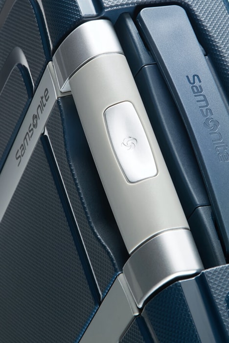 Čtyři dvojitá kolečka otočná o 360° pro snadnou manipulaci. SAMSONITE, ČTYŘI DVOJITÁ KOLEČKA OTOČNÁ O 360° PRO SNADNOU MANIPULACI. - ŠKRUPINOVÉ KUFRE - CESTOVNÉ KUFRE A TAŠKY