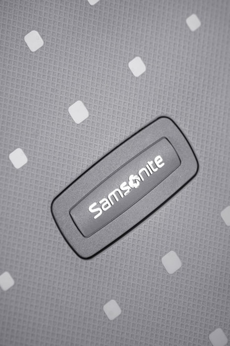 Logo značky Samsonite. SAMSONITE, LOGO ZNAČKY SAMSONITE. - ŠKRUPINOVÉ KUFRE - CESTOVNÉ KUFRE A TAŠKY