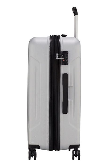 Súčasťou je TSA zámok, ktorý umožňuje, pri kontrolách na letisku, otvoriť Vašu batožinu bezpečnostnými orgánmi, bez poškodenia. AMERICAN TOURISTER, SÚČASŤOU JE TSA ZÁMOK, KTORÝ UMOŽŇUJE, PRI KONTROLÁCH NA LETISKU, OTVORIŤ VAŠU BATOŽINU BEZPEČNOSTNÝMI ORGÁNMI, BEZ POŠKODENIA. - ŠKRUPINOVÉ KUFRE - CESTOVNÉ KUFRE A TAŠKY