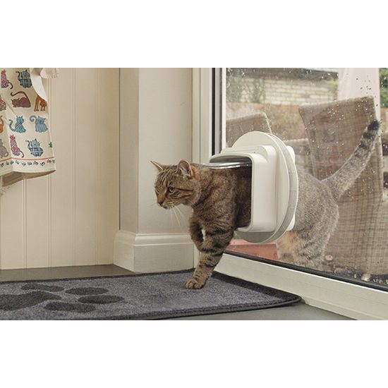 BAZAR - Dvířka pro kočky Sureflap Microchip Cat Door Connect