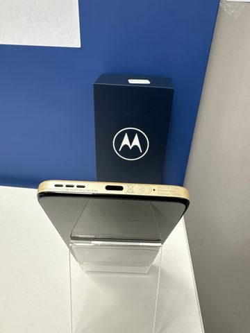 Motorola Moto G14 4GB/128GB zlatý - použitý (A+)