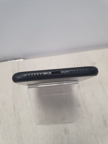 Apple iPhone XR 64GB černý - použitý (A-)