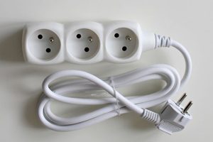 Nedělejte nebezpečné chyby při používání prodlužovacích kabelů!