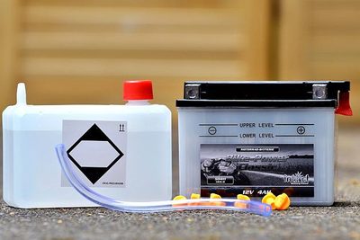 Nezapomeňte na akumulátory!