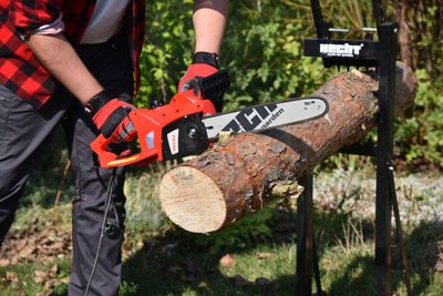 Příprava dřeva na zimu: kompletní průvodce pro začátečníky