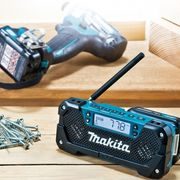 MAKITA MR052 - AKU RÁDIO LI-ION CXT 10,8/12V Z - AKU STAVEBNÍ RÁDIA MAKITA - AKUMULÁTOROVÉ STROJE MAKITA