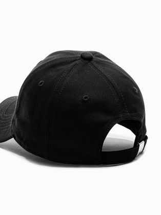 Udobna črna kapa H026
