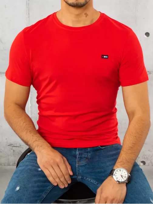 Preprosta rdeča majica