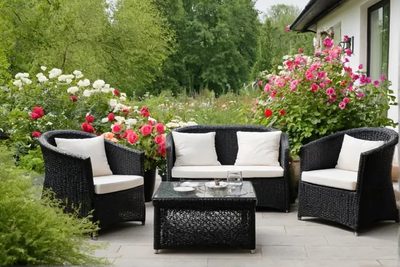 Ako sa na jeseň starať o záhradný nábytok, aby dobre slúžil aj na budúci rok?