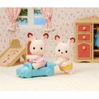 Sylvanian family Patrový dům s červenou střechou a se světly, nový