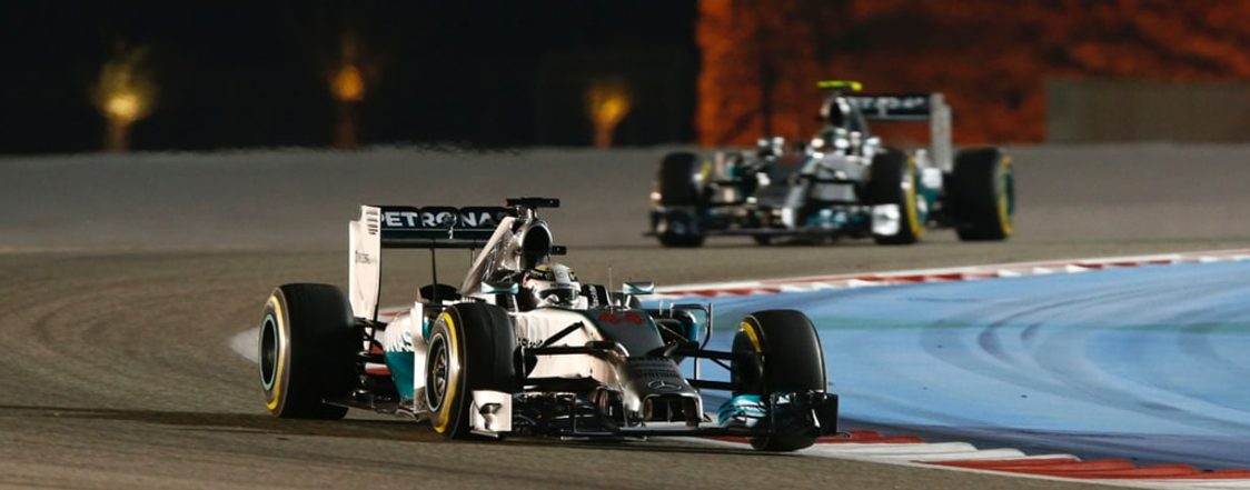 Mercedes-AMG Petronas F1 Team - 2014 - Duel In the Desert | Collector's Edition | Unique #s