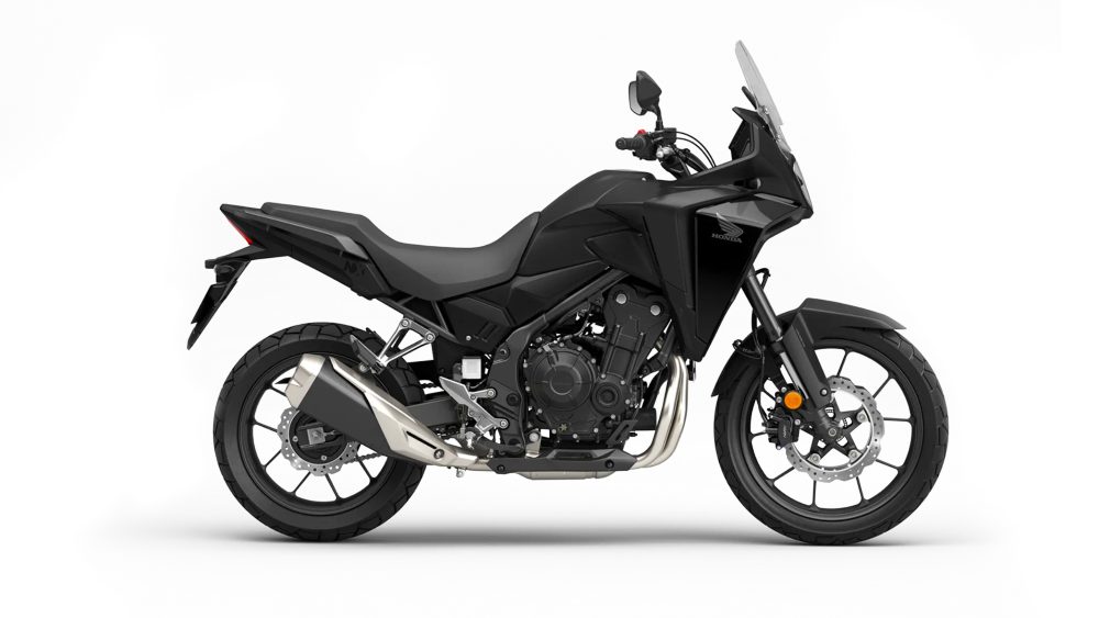 Honda NX500 - černá metalická 2024