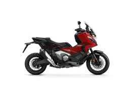 X-ADV 750 novinka 2024