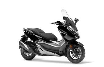 Honda Forza 300 pearl nightstar black