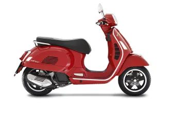 Vespa GTS 125ie Super ABS rosso passione