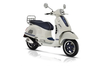Vespa GTS 125ie Yacht Club ABS