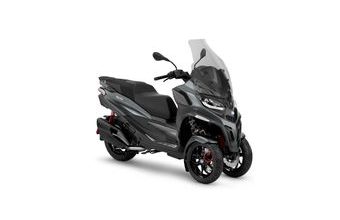 Piaggio MP3 400 HPE SPORT RST E5 - šedá