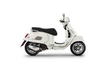 Vespa GTS Super 125 RST E5 Bianco Innocente 2024