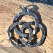 KOVANÁ TRIQUETRA, KELTSKÝ AMULET - KELTSKÉ AMULETY