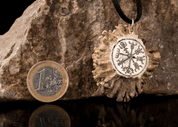 VEGVÍSIR, ISLANDSKÁ OCHRANNÁ RUNA, PŘÍVĚŠEK, PAROH - VIKINGSKÉ AMULETY