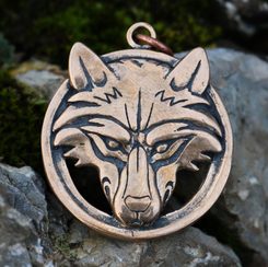 VLK - vlčí hlava v kruhu, amulet bronz