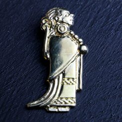 VALKÝRA, vikinský přívěšek, pozlacený amulet