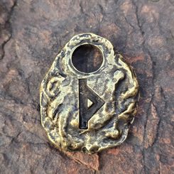 Thurisaz - runový amulet, staromosaz