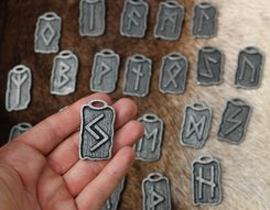 RUNY AMULETY - Futhark, sada, zinek