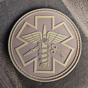 NÁŠIVKA BOJOVÁ - PARAMEDIC - NÁŠIVKY - VOJENSKÉ{% if kategorie.adresa_nazvy[0] != zbozi.kategorie.nazev %} - BUSHCRAFT{% endif %}