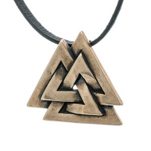 VALKNUT, VIKINSKÝ PŘÍVĚŠEK, BRONZ - VIKINGSKÉ AMULETY{% if kategorie.adresa_nazvy[0] != zbozi.kategorie.nazev %} - ŠPERKY - BRONZ, ZINEK, BIŽUTERIE{% endif %}