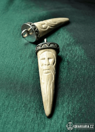 DAŽBOG, RYTÝ SLOVANSKÝ AMULET, PAROH A STŘÍBRO 925