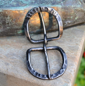 OVAL FORGED IRON BUCKLE FOR LEATHER BELTS - BROOCHES, JEWELS, FIBULAE