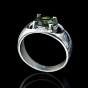 MOLDAVITE, STERLING SILVER RING WITH CUT MOLDAVITE - MOLDAVITES, CZECH