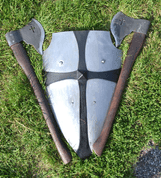 MEDIEVAL BATTLE SET - AXES AND A SHIELD - AXT, SCHLAGWAFFEN