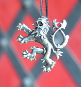 HERALDIC TWO-TAILED LION, PENDANT, SILVER PLATED - TIERE ANHÄNGER