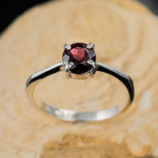 OCULAR, STERLING SILVER RING WITH GARNET - RINGS WITH GEMSTONES, SILVER