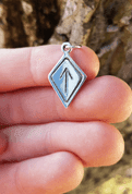 TIWAZ, RUNE, PENDANT, SILVER - RUNE PENDANTS