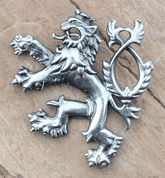 HERALDIC TWO-TAILED LION, PENDANT, SILVER PLATED - TIERE ANHÄNGER