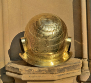 WEILER TYPE HELMET FROM XANTEN, COLLECTIBLE REPLICA - ROMÄNISCHE UND KELTISCHE HELME