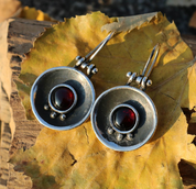 ORBIT, SILVER EARRINGS, GARNET - EARRINGS