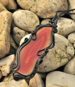 AGATE PENDANT RED - FANTASY JEWELS