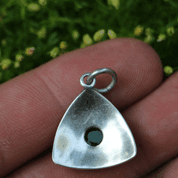 BOUDICCA, STERLING SILVER PENDANT WITH GREEM GLASS - PENDANTS