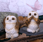 THREE WISE BROWN OWLS - FIGURES, LAMPS, CUPS