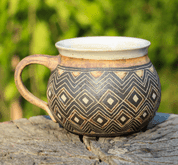 CHECKERED CERAMIC MUG - TRADITIONAL CZECH CERAMICS