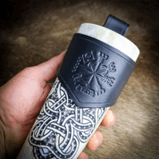 VEGVÍSIR LEATHER HORN HOLDER BLACK - DRINKING HORNS