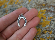 HORSESHOE, SILVER PENDANT - PENDANTS