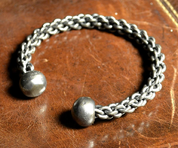 FORGED BRAIDED STEEL BRACELET - GEHÄMMERTE PRODUKTE