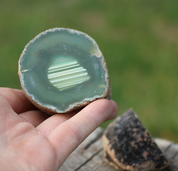 AGATE, GEODE, GREEN - DECORATIVE MINERALS AND ROCKS